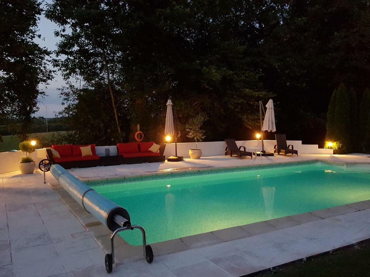 Le Cosy Villa แซ็งต์-ยีริกซ์-ลา-แปร์ช ภายนอก รูปภาพ